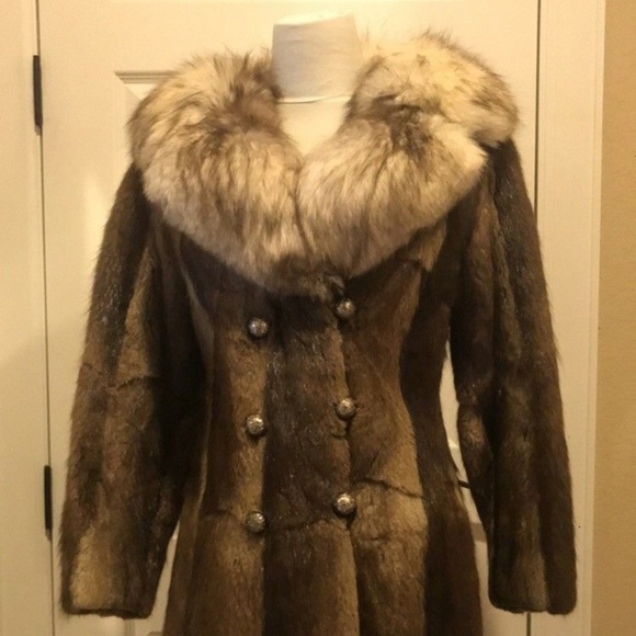 Super Cute Double Breasted Mink w Large Fox Fur